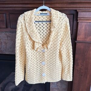 Willow butter yellow crochet cardigan ruffle collar y2K vibe oversized buttons L